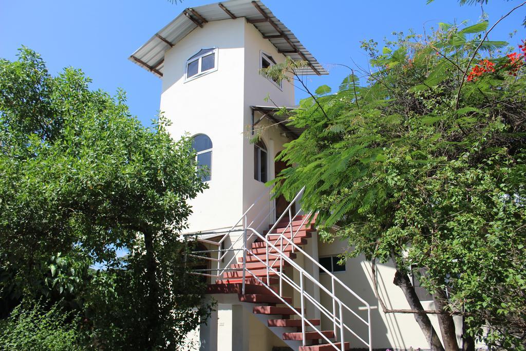 The Finch House Puerto Ayora (Galapagos Islands)